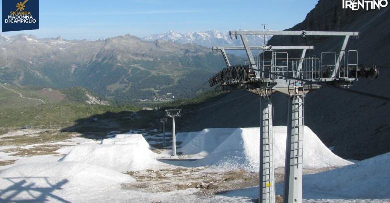 Webcam Madonna di Campiglio - From Grostè 