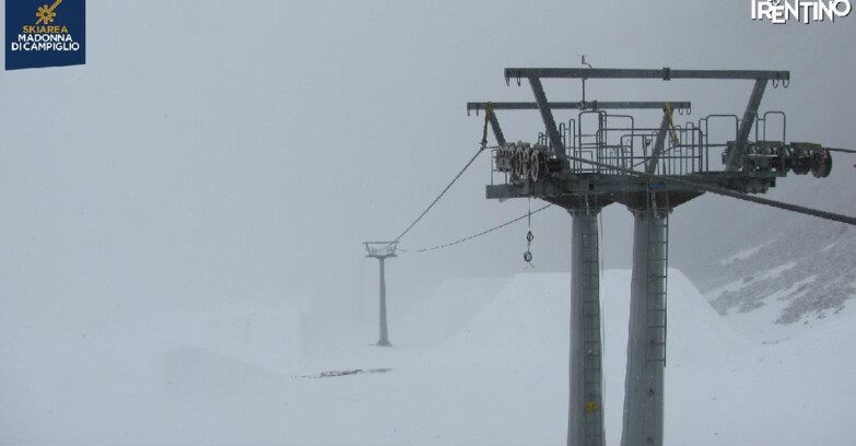 Webcam Madonna di Campiglio - From Grostè 