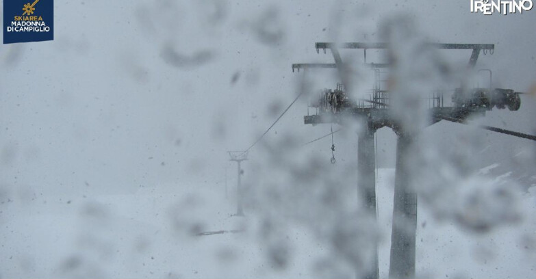 Webcam Madonna di Campiglio - From Grostè 