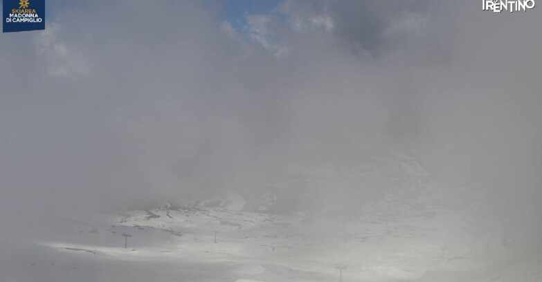 Webcam Madonna di Campiglio (Skiarea Campiglio Dolomiti di Brenta - Val di Sole Val Rendena) - Grostè Area