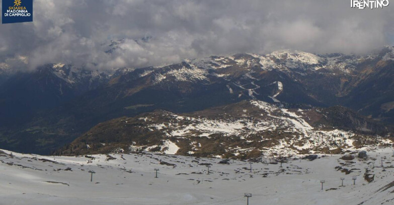 Webcam Madonna di Campiglio (Skiarea Campiglio Dolomiti di Brenta - Val di Sole Val Rendena) - Grostè Area