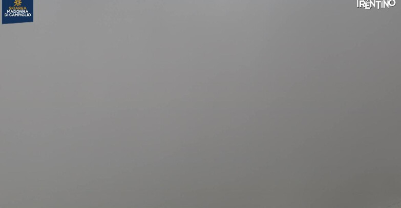 Webcam Madonna di Campiglio (Skiarea Campiglio Dolomiti di Brenta - Val di Sole Val Rendena) - Grostè Area