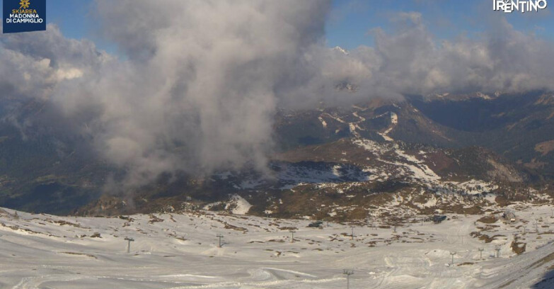 Webcam Madonna di Campiglio (Skiarea Campiglio Dolomiti di Brenta - Val di Sole Val Rendena) - Grostè Area