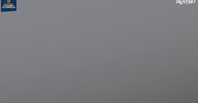 Webcam Madonna di Campiglio (Skiarea Campiglio Dolomiti di Brenta - Val di Sole Val Rendena) - Grostè Area