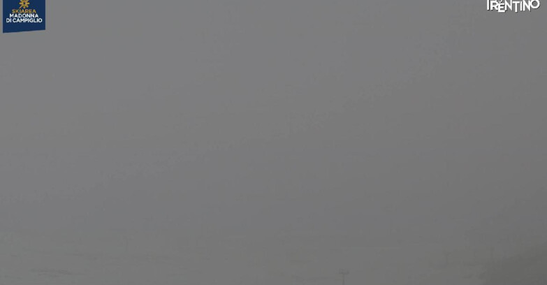 Webcam Madonna di Campiglio (Skiarea Campiglio Dolomiti di Brenta - Val di Sole Val Rendena) - Grostè Area