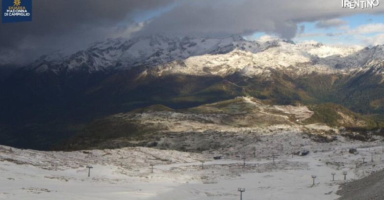 Webcam Madonna di Campiglio (Skiarea Campiglio Dolomiti di Brenta - Val di Sole Val Rendena) - Grostè Area