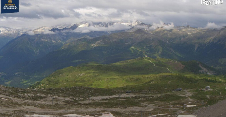 Webcam Madonna di Campiglio (Skiarea Campiglio Dolomiti di Brenta - Val di Sole Val Rendena) - Grostè Area