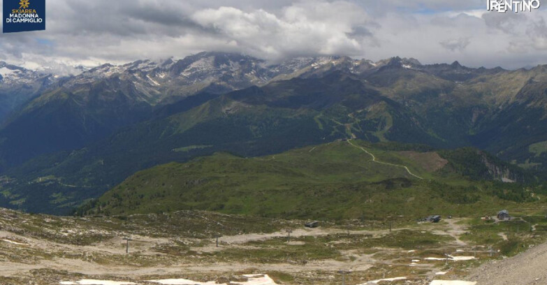 Webcam Madonna di Campiglio (Skiarea Campiglio Dolomiti di Brenta - Val di Sole Val Rendena) - Grostè Area