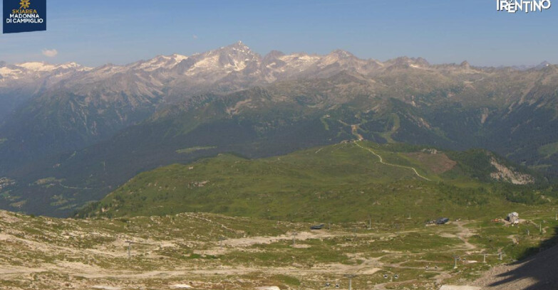 Webcam Madonna di Campiglio (Skiarea Campiglio Dolomiti di Brenta - Val di Sole Val Rendena) - Grostè Area
