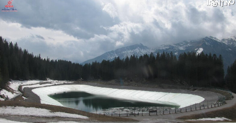 Webcam Madonna di Campiglio (Skiarea Campiglio Dolomiti di Brenta - Val di Sole Val Rendena) - Lago Montagnoli