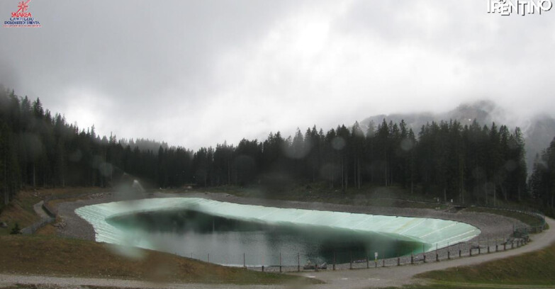 Webcam Madonna di Campiglio (Skiarea Campiglio Dolomiti di Brenta - Val di Sole Val Rendena) - Lago Montagnoli
