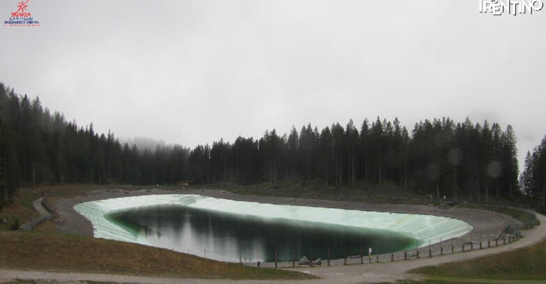 Webcam Madonna di Campiglio (Skiarea Campiglio Dolomiti di Brenta - Val di Sole Val Rendena) - Lago Montagnoli