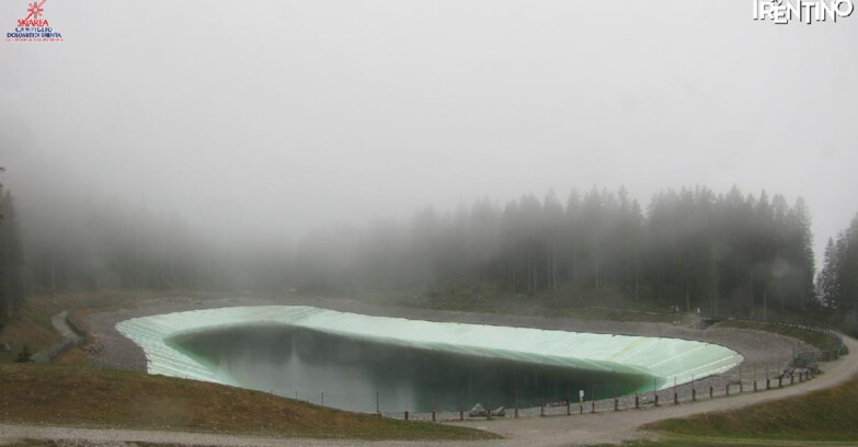 Webcam Madonna di Campiglio (Skiarea Campiglio Dolomiti di Brenta - Val di Sole Val Rendena) - Lago Montagnoli