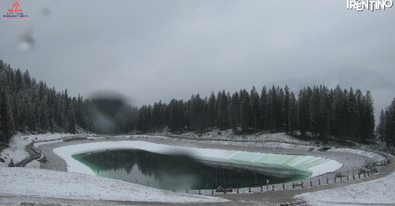 Webcam Madonna di Campiglio (Skiarea Campiglio Dolomiti di Brenta - Val di Sole Val Rendena) - Lago Montagnoli