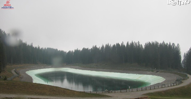 Webcam Madonna di Campiglio (Skiarea Campiglio Dolomiti di Brenta - Val di Sole Val Rendena) - Lago Montagnoli